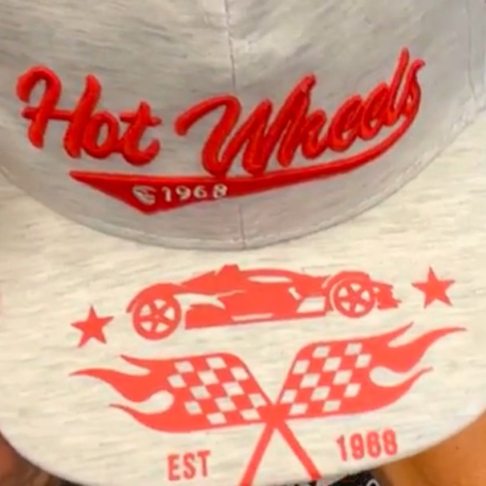Hot Wheels Caps for the fans 🏁